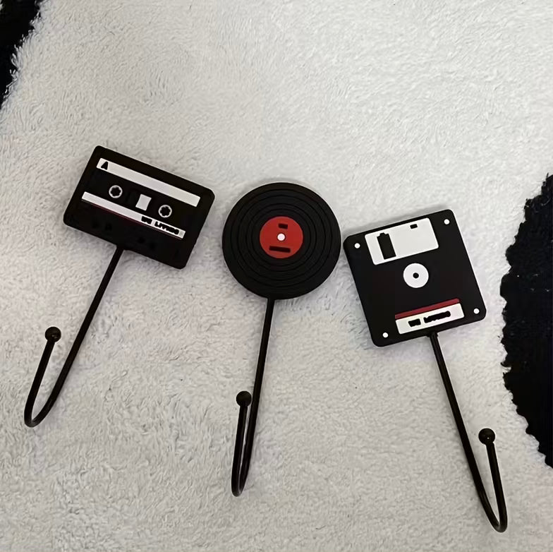 Retro style nail free hangers 3 pcs